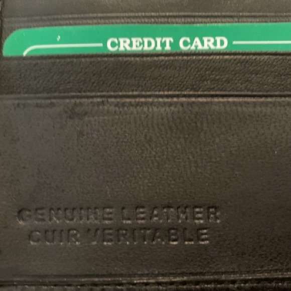 Black Genuine Leather Tri-Fold Wallet 9 Card Slots, ID Window & 2 Cash Pockets - Picture 2 of 5